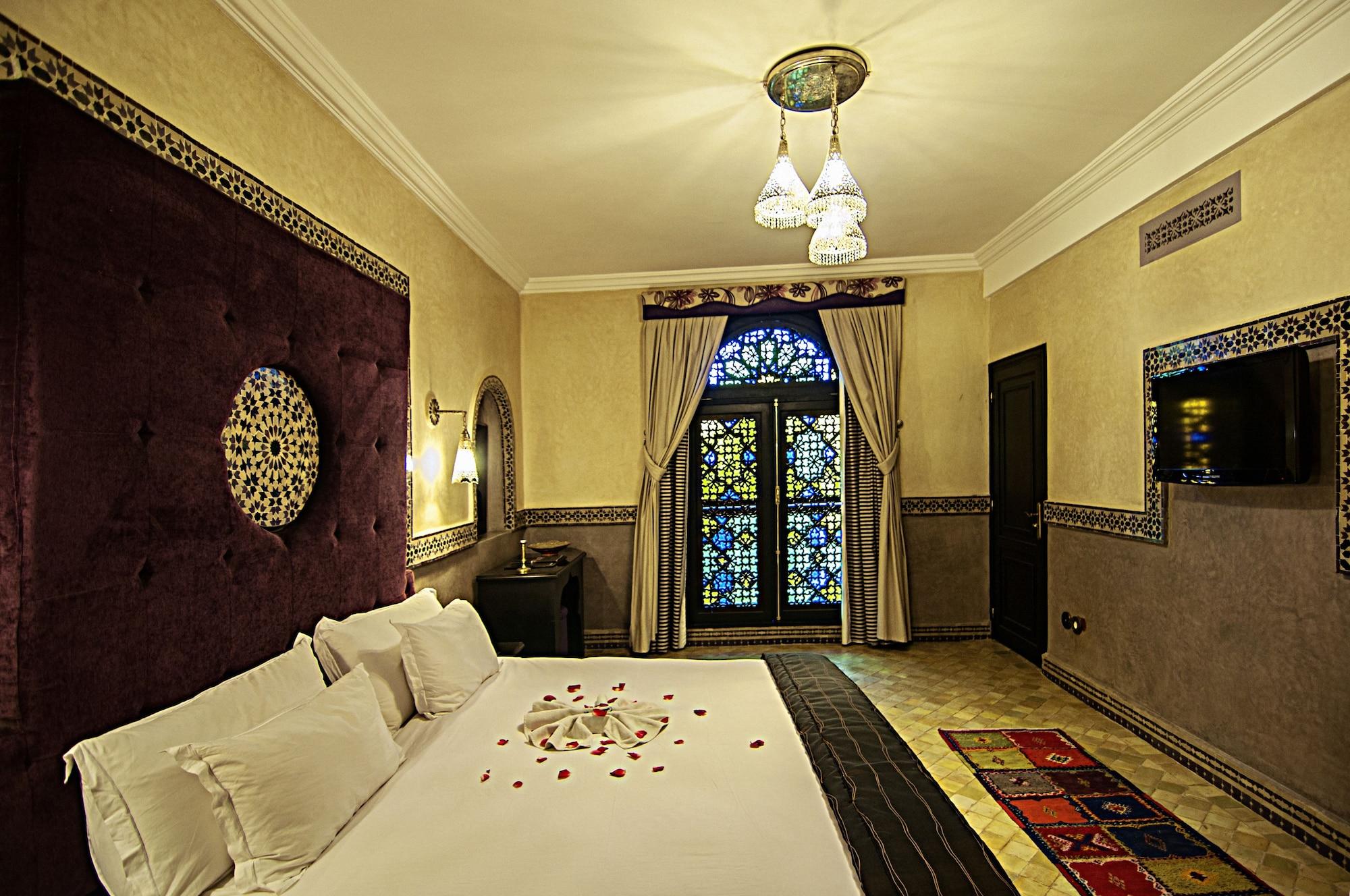 Palais Ommeyad Suites & Spa Фес Екстериор снимка